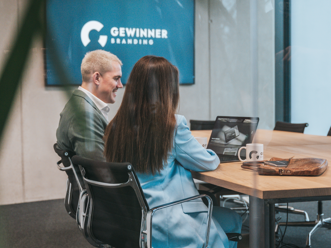 Deine Marketingagentur mit klarer Strategie & Kreativität Individuelle Websites für Firmen